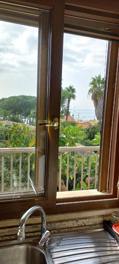 Appartamentino In Villa A 2 Passi Dal Mare Fontane Bianche Ngoại thất bức ảnh